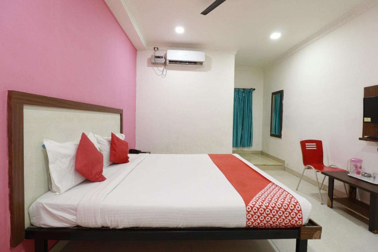 Hotel Abhimani Inn 班加罗尔 外观 照片