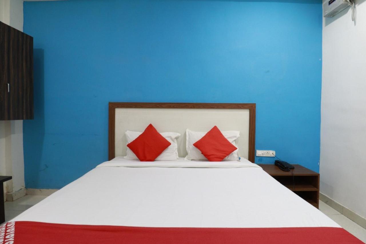 Hotel Abhimani Inn 班加罗尔 外观 照片
