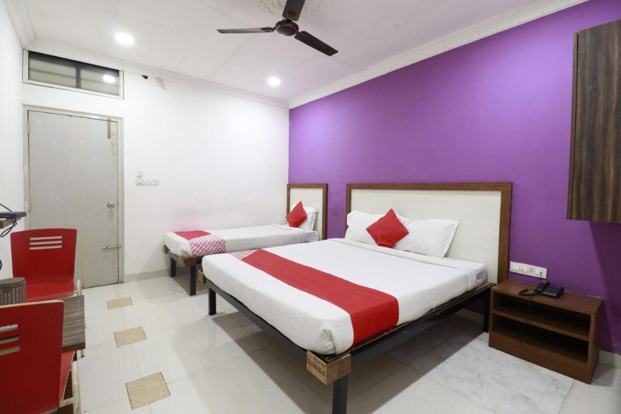 Hotel Abhimani Inn 班加罗尔 外观 照片