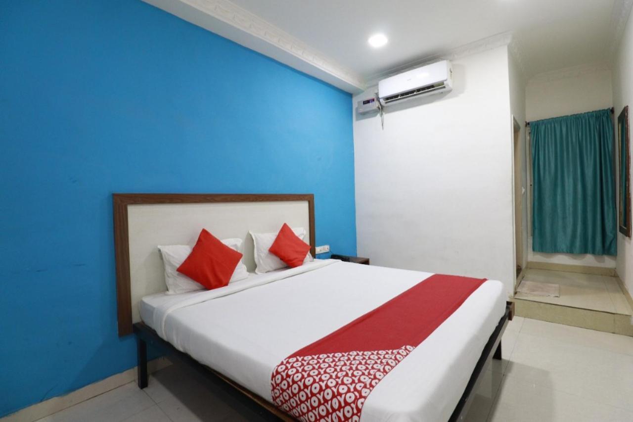 Hotel Abhimani Inn 班加罗尔 外观 照片