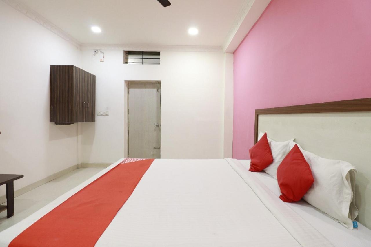 Hotel Abhimani Inn 班加罗尔 外观 照片