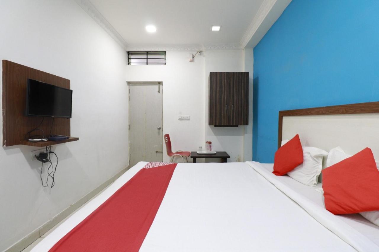 Hotel Abhimani Inn 班加罗尔 外观 照片