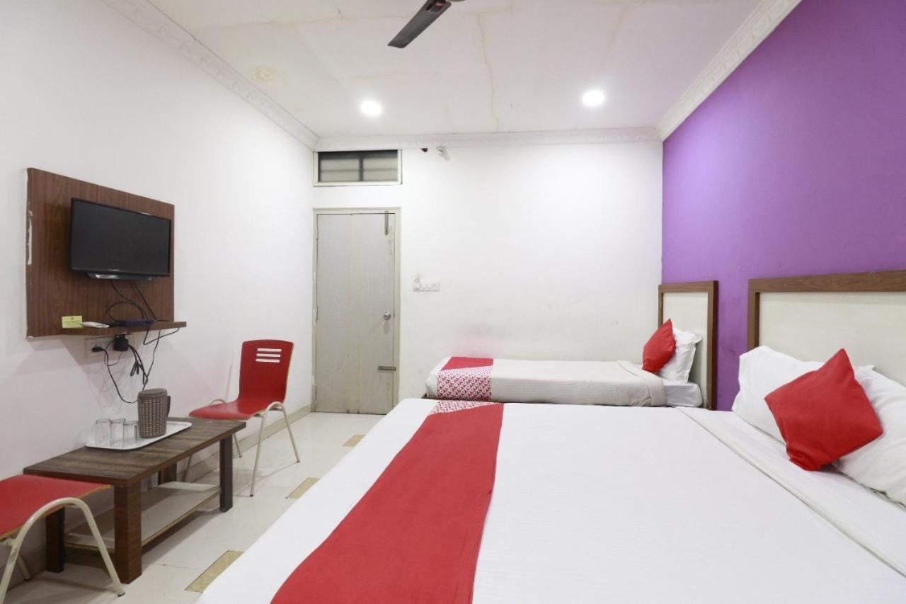 Hotel Abhimani Inn 班加罗尔 外观 照片